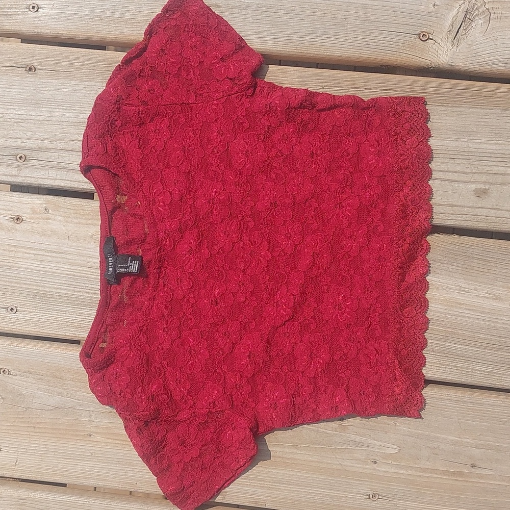 Lace crop top